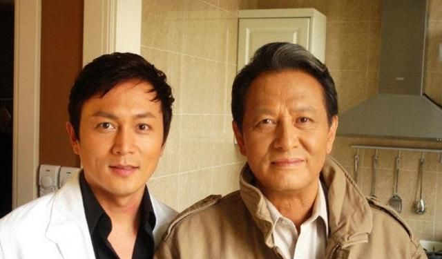 被5婚妻子骗走所有财产,6个孩子没一个亲生|赵擎|王宝强|林欣缇_新浪