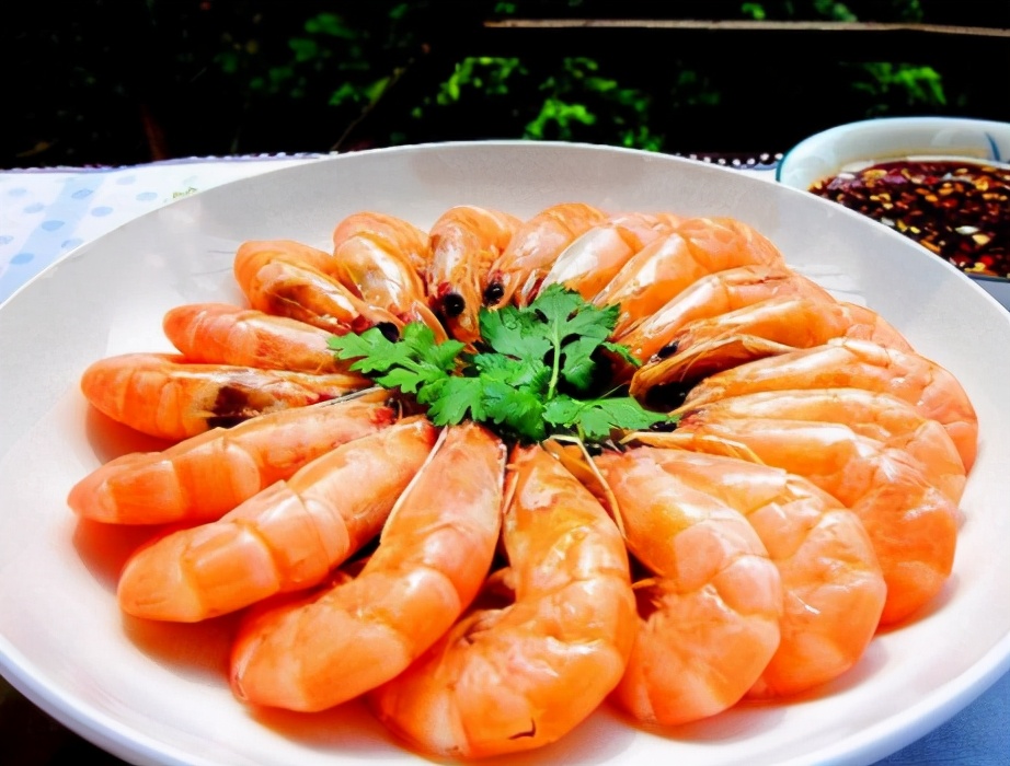 做白灼虾时不可直接加水煮多加1个步骤虾鲜嫩滑还无腥味