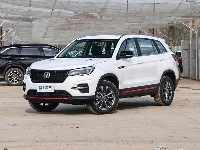 推荐1.5t自动尊贵型 长安cs75荣耀百万版购车手册