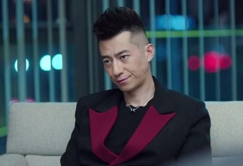 巡回检察组冯森为何断案如神那是因为他有隐形助手
