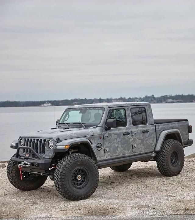 皮卡版牧马人实车现身搭3种不同动力长途越野更合适