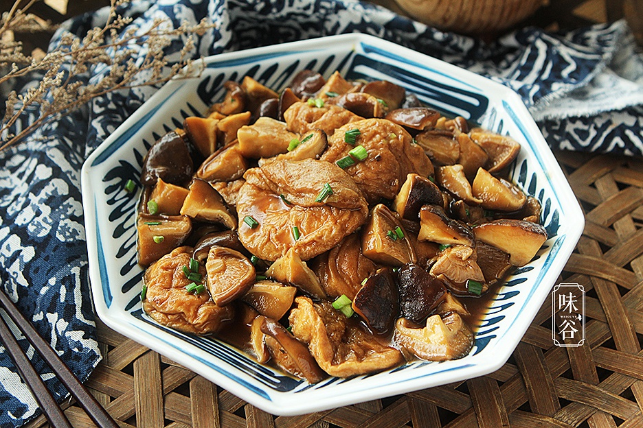 香菇烧油面筋