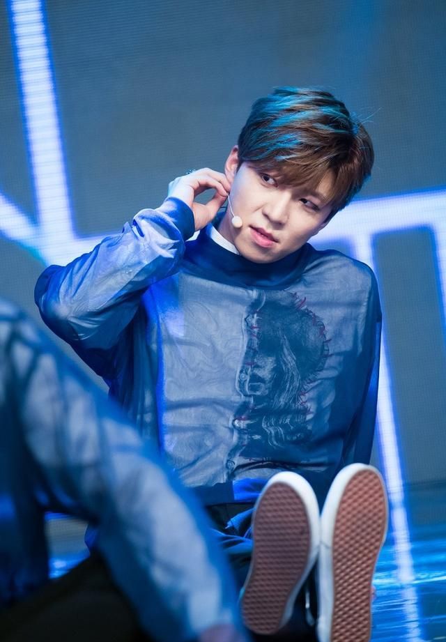 ukiss秀铉节目中告白secret烋星当年是不是喜欢我