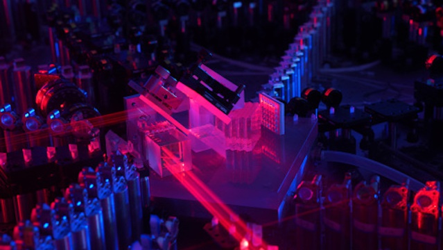 量子力学迎来多项基础科研突破 中国量子科技进入快车道