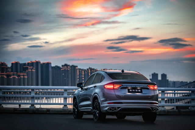 吉利汽车宣布将重启与沃尔沃合并谈判