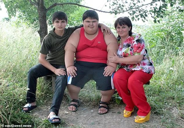 世界最壮小孩去世年仅21岁令人惋惜