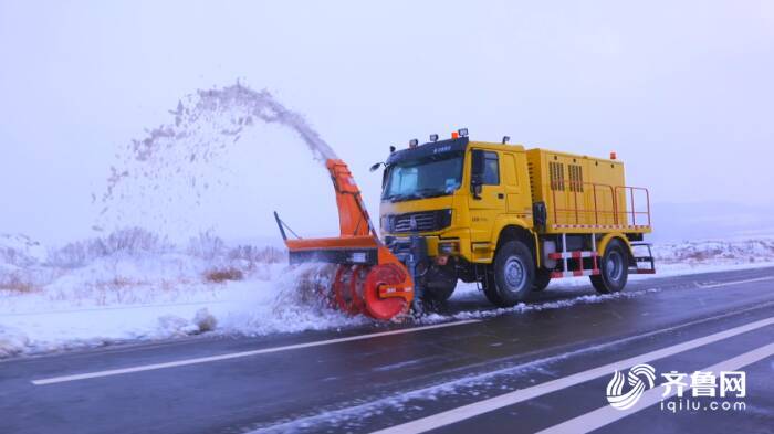 37秒|这些设备你都认识吗?来看看威海的清雪设备有多霸气