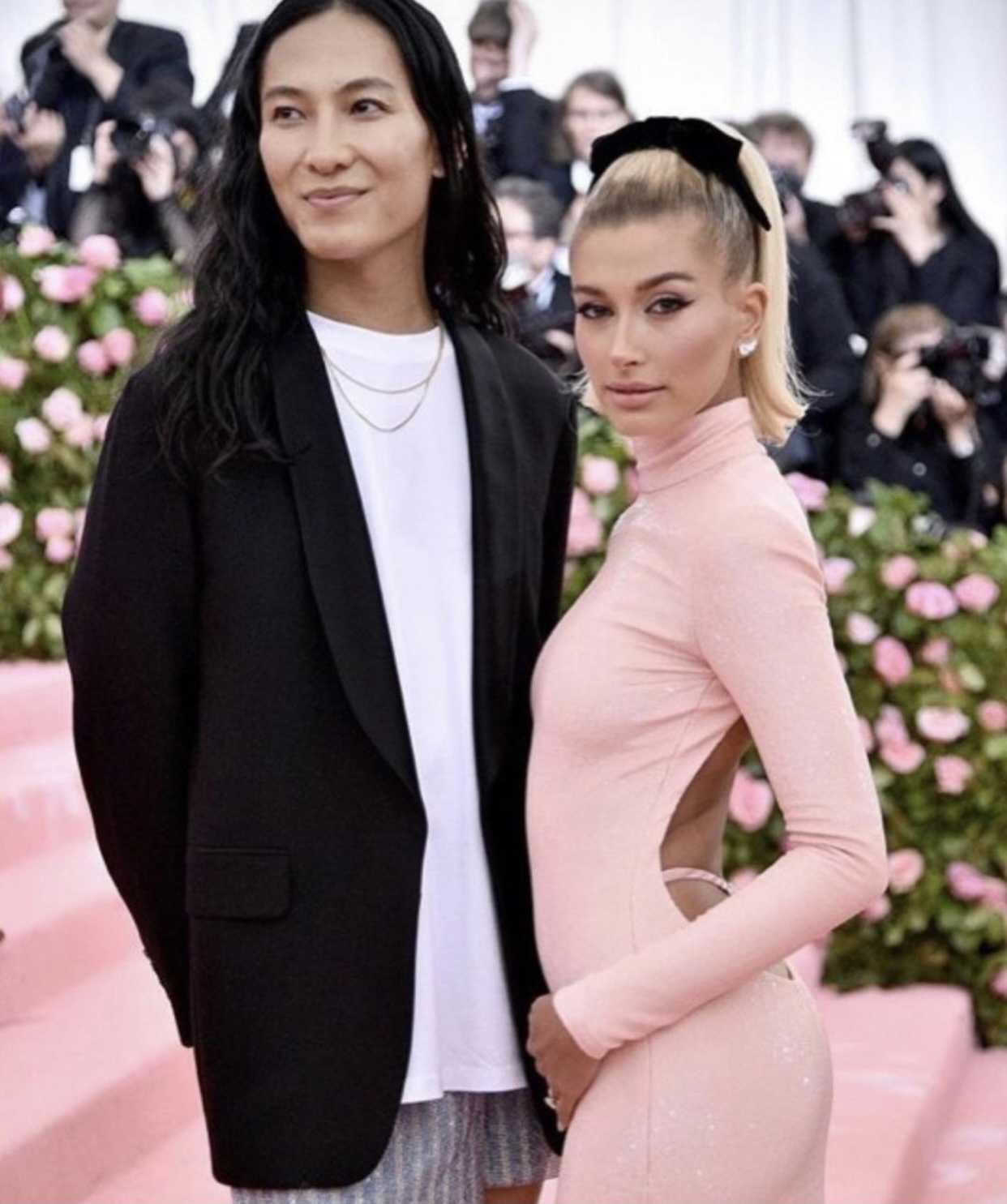 华裔设计师王大仁爆发丑闻对多名男模特进行骚扰意想不到