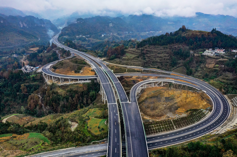 石黔高速&nbsp;中铁建重庆投资集团供图