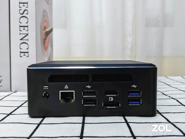 后部的接口还是很丰富的