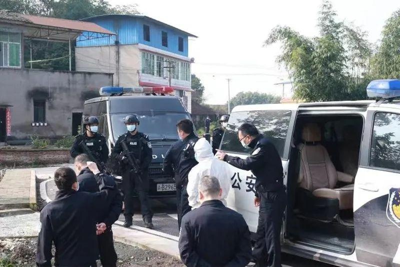 一张老照片破案!杀害6岁女孩凶手潜逃24年落网