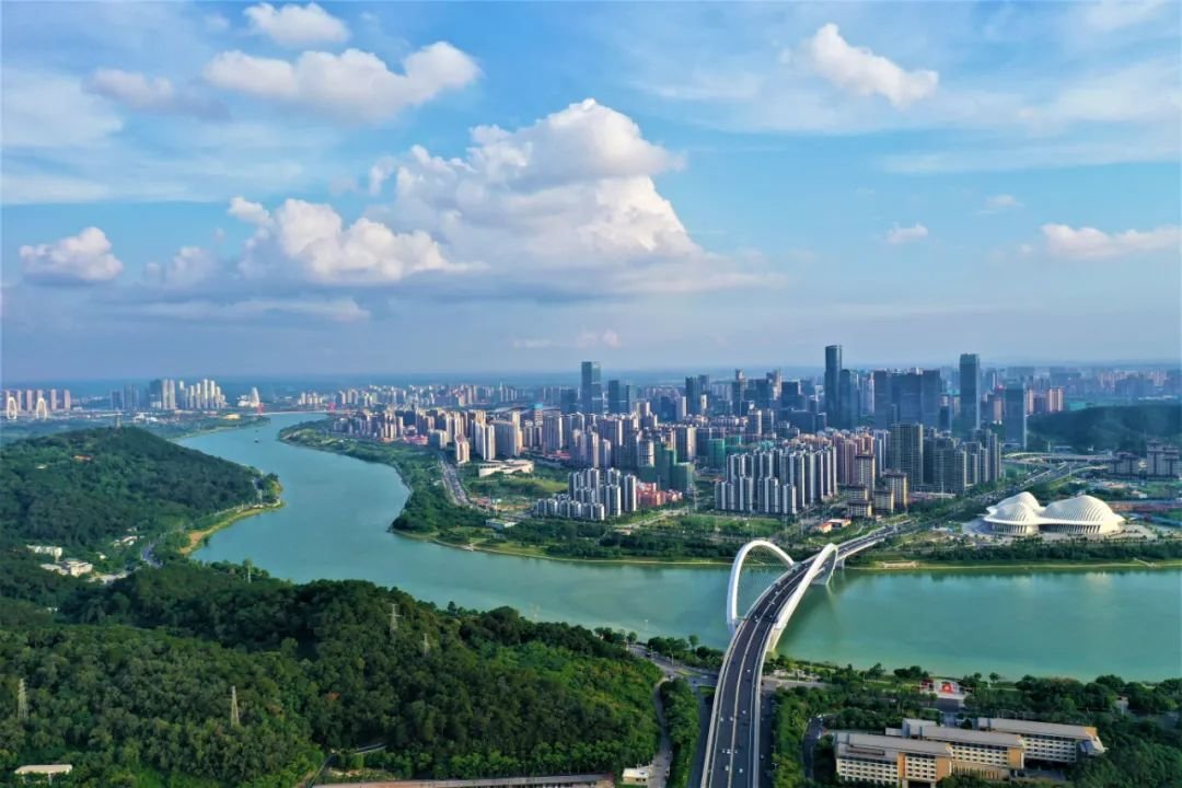 半城绿树半城楼 壮丽风光美如画——南宁持续推进绿城品质升级