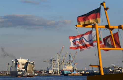 汉堡港以“海铁联运”模式缓解集装箱大拥堵 吞吐量现拐点