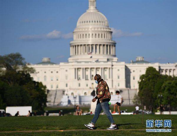 美国疫情最新消息今天 单日新增确诊病例超20万例 累计逾1427万例