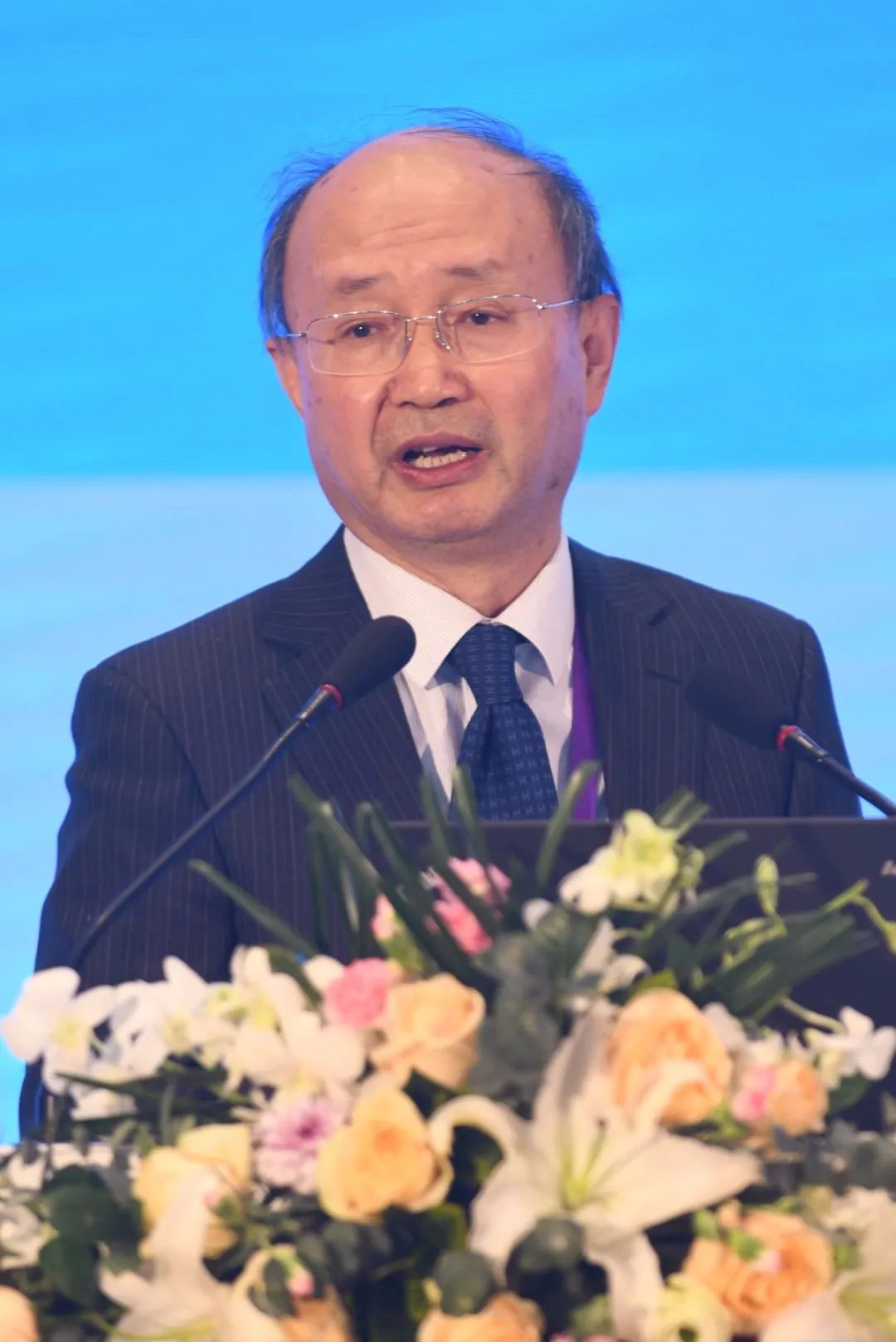 2020年12月4日,第八次世界中西医结合大会上,王军志作主旨报告演讲。记者 苗剑 摄