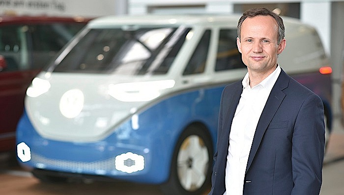 为了赶超特斯拉 大众汽车集团把赌注都押在保时捷赛车工程师身上