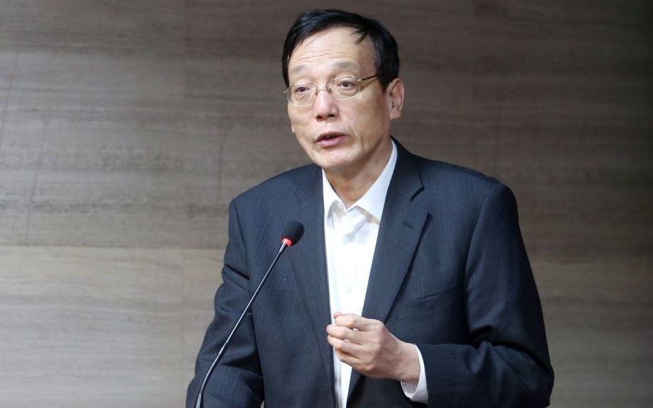 对话刘世锦：如何看待明年中国经济走势、宏观政策和经济潜能？