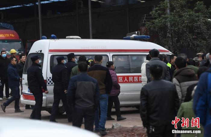 重庆吊水洞煤矿事故已成功救出幸存者1名发现遇难者18名