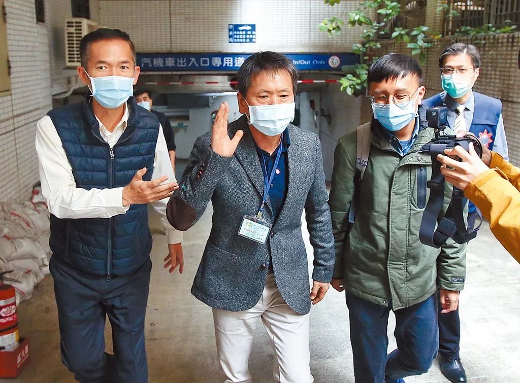 台湾食品安全的多米诺骨牌要倒了 蔡英文 台湾 苏贞昌 新浪新闻