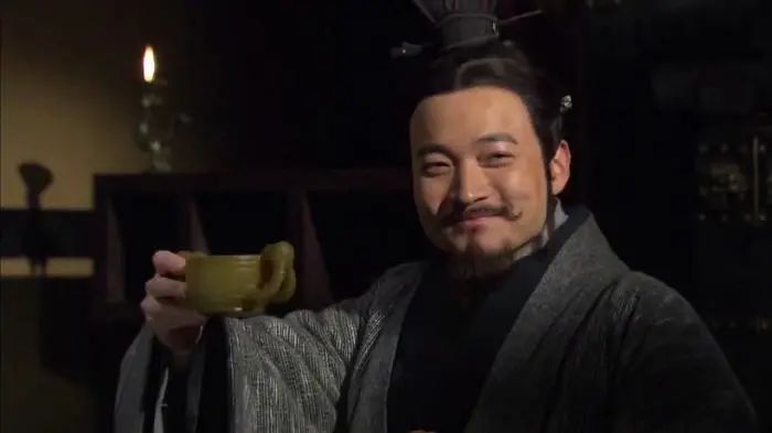 视频截图:喻恩泰饰演张仪