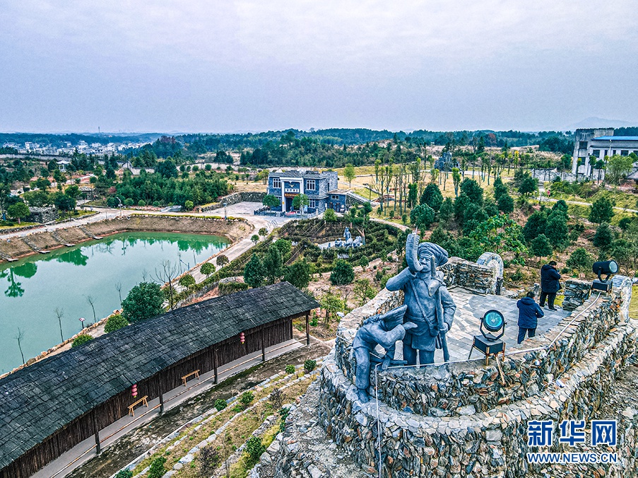 "古瑶"焕发新活力 旅游扶贫打造山村新面貌