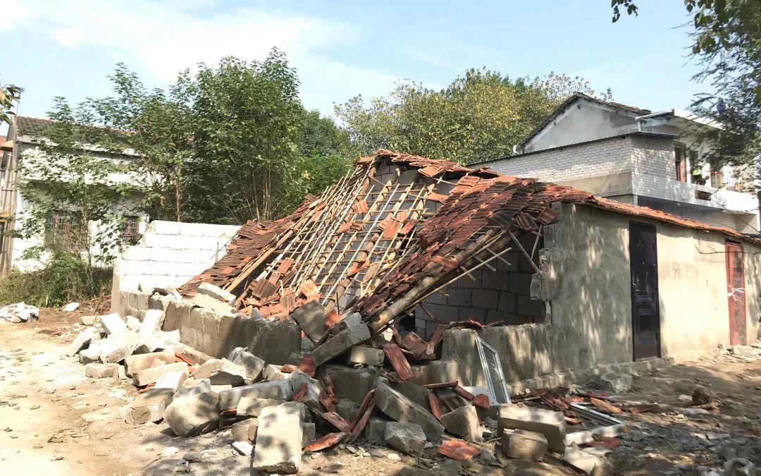 地方政府不能成为古建筑倒卖产业链的"买家" | 新京报快评