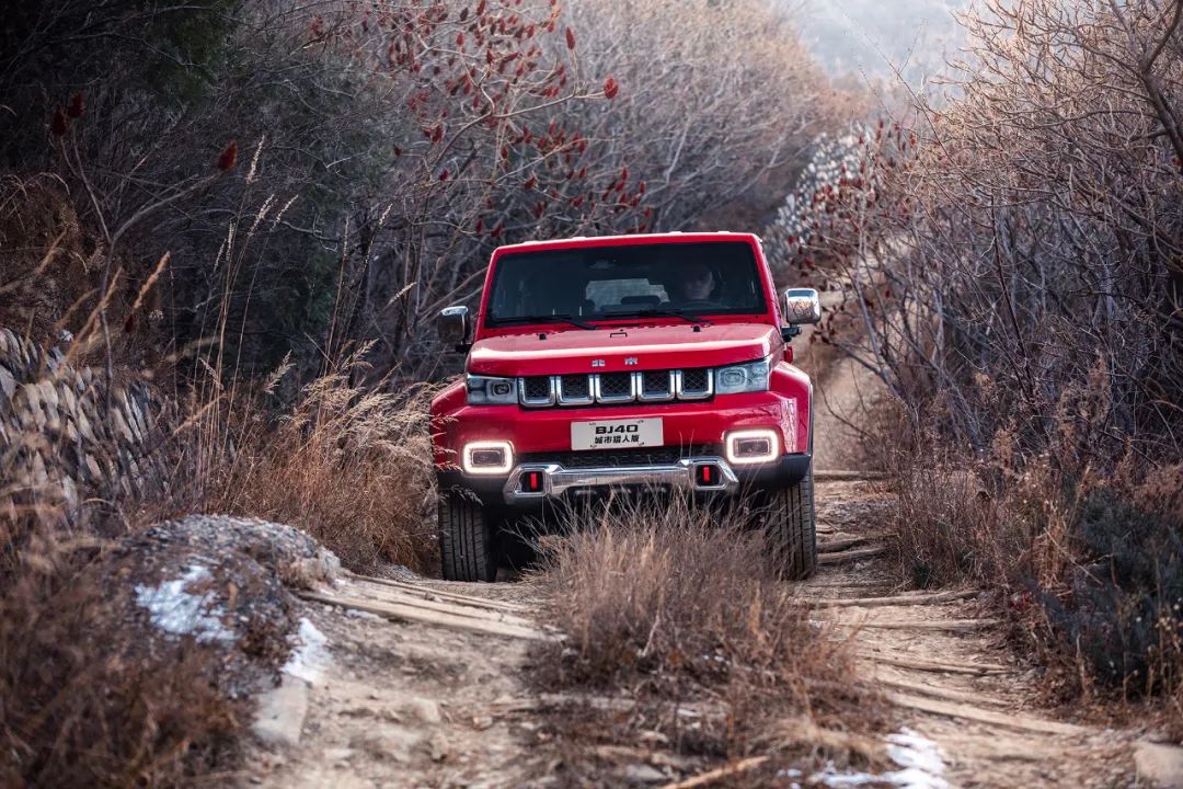 bj40:非承载车身,那才叫专业越野车