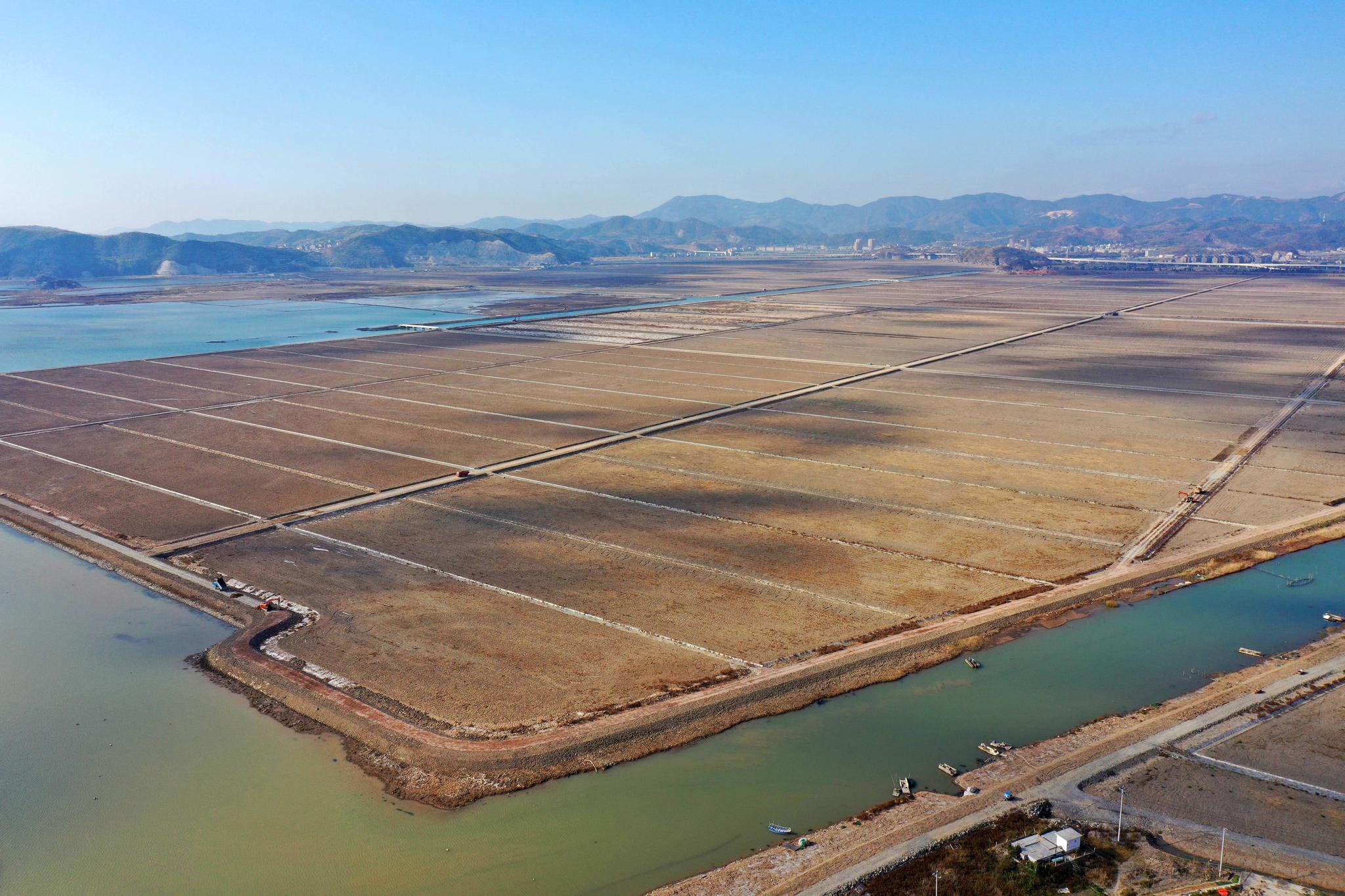 温岭:围涂造得万亩田