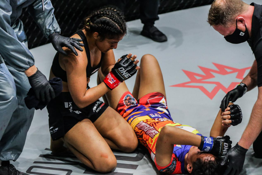 摔跤吧爸爸原型豪夺mma四连胜