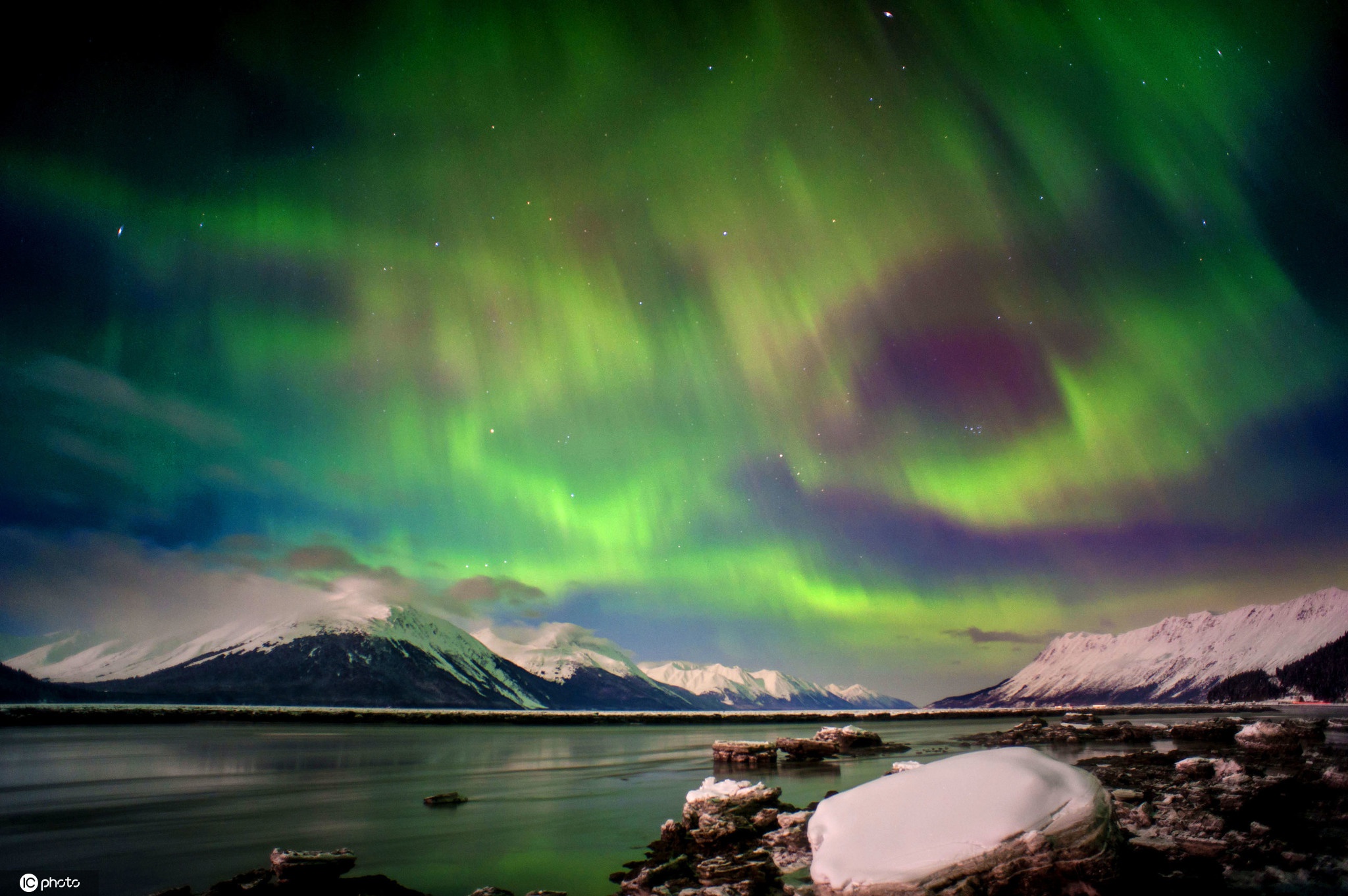 冬季最震撼的奇观之一 北极圈绝美极光即将上演