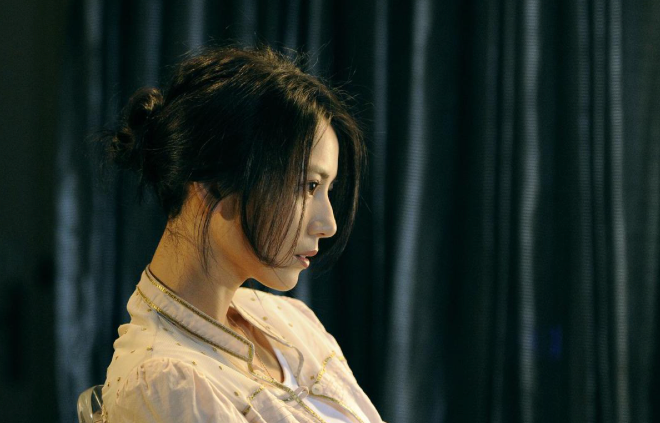 住手！网暴“成都女孩”的人，正把中国抗疫逼上功亏一篑的绝路！|新冠肺炎_新浪新闻