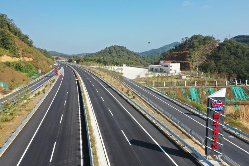 怀阳高速月底通车,肇庆怀集至云浮郁南可省1.5小时