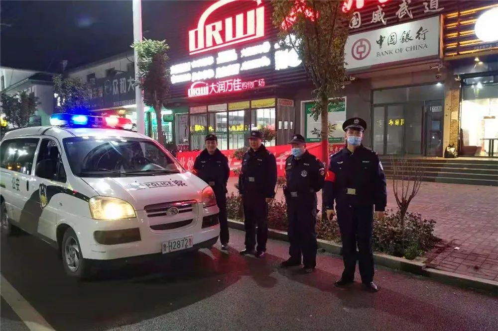 巡逻防控安民心 警灯闪烁护平安丨微山公安全面加强社会面巡逻防控