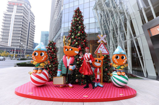 上海ifc商场上演乐享圣诞专列璀璨之旅