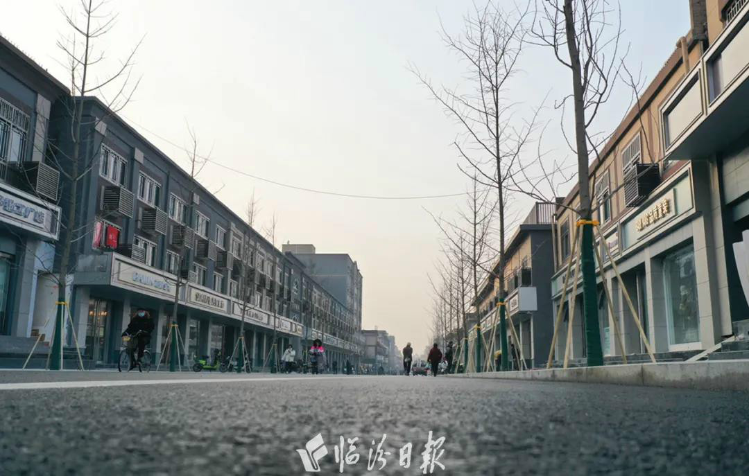 临汾解放路和财神楼街正式开通两条老街换新颜