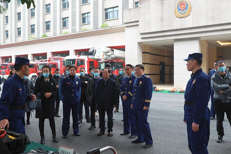 重庆财政消防安全培训走进市消防救援总队特勤支队