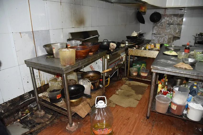 临沂4家餐馆上"黑榜"!