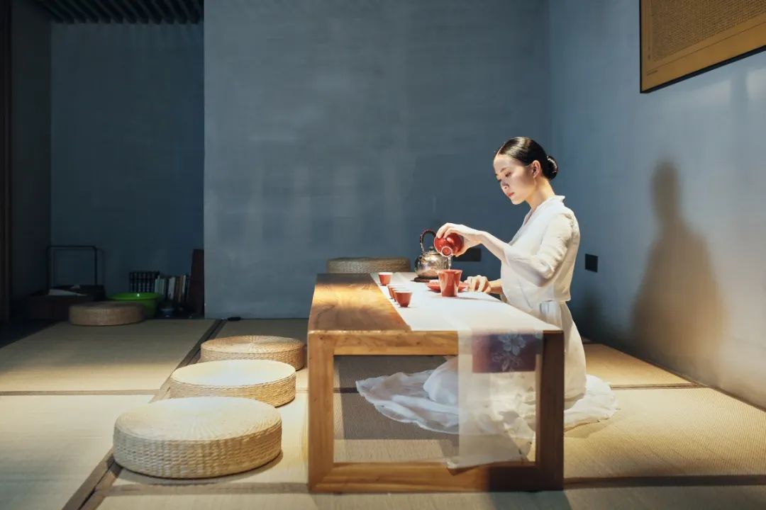 喝茶拍照pose指南,在家自拍也可以!