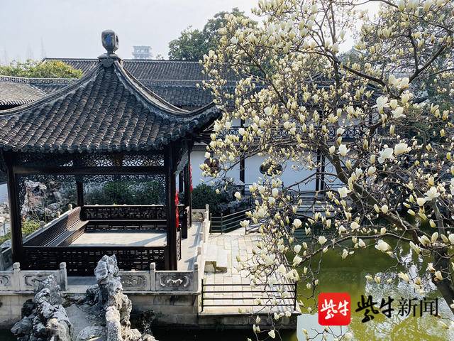 由清光绪年间何芷舠所造,园内片石山房系石涛大师叠山作品