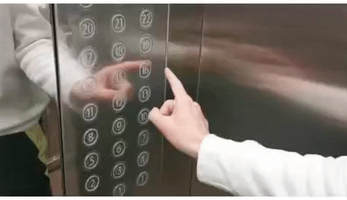 地方不过习惯就好,到后期你甚至可以假装自己是在cos无间道里的刘德华