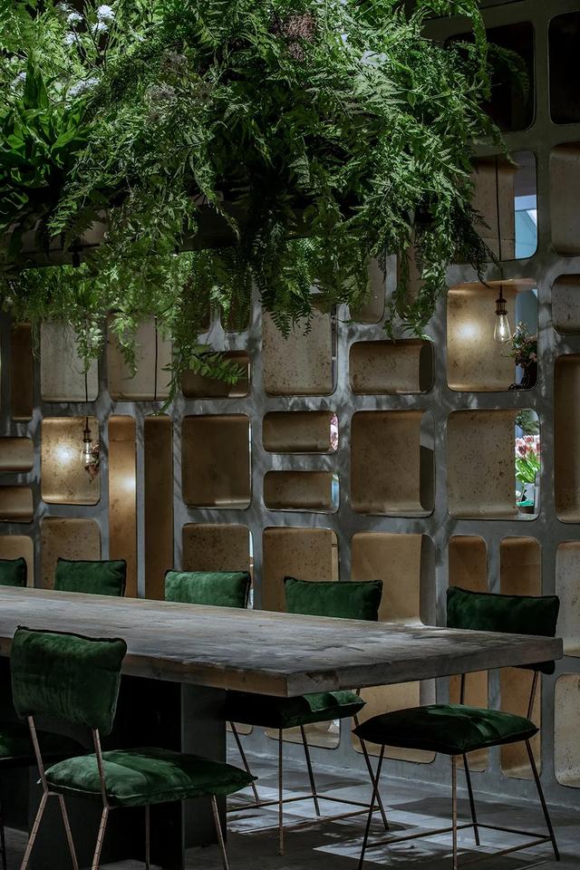 首发高颜值自然系餐厅闹市中择一治愈之所