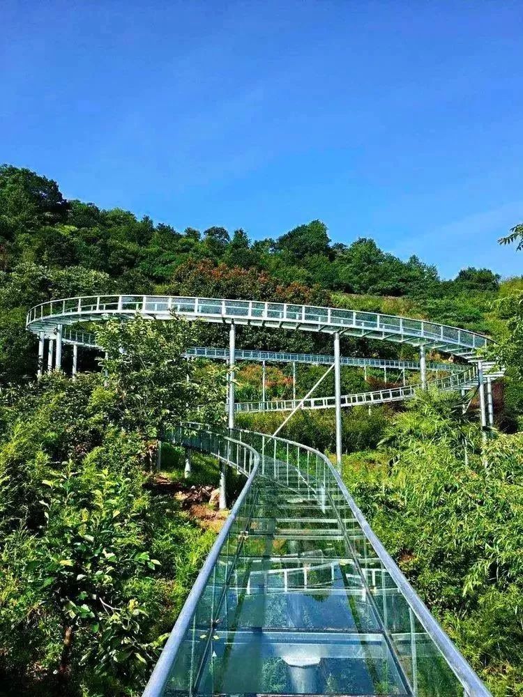 镇雄小山峡桃源谷景区今日开园啦,对这些人全年费!