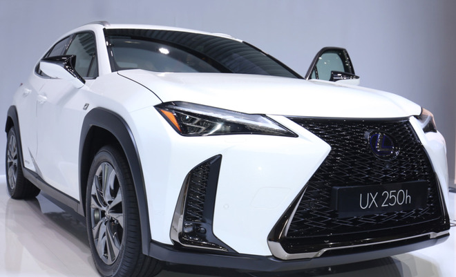 有望年内入华 雷克萨斯新款UX获多项配置升级
