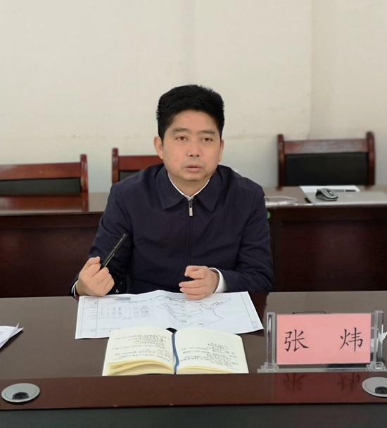 岑巩县引进长沙矿院公司考察投资碳素产业项目