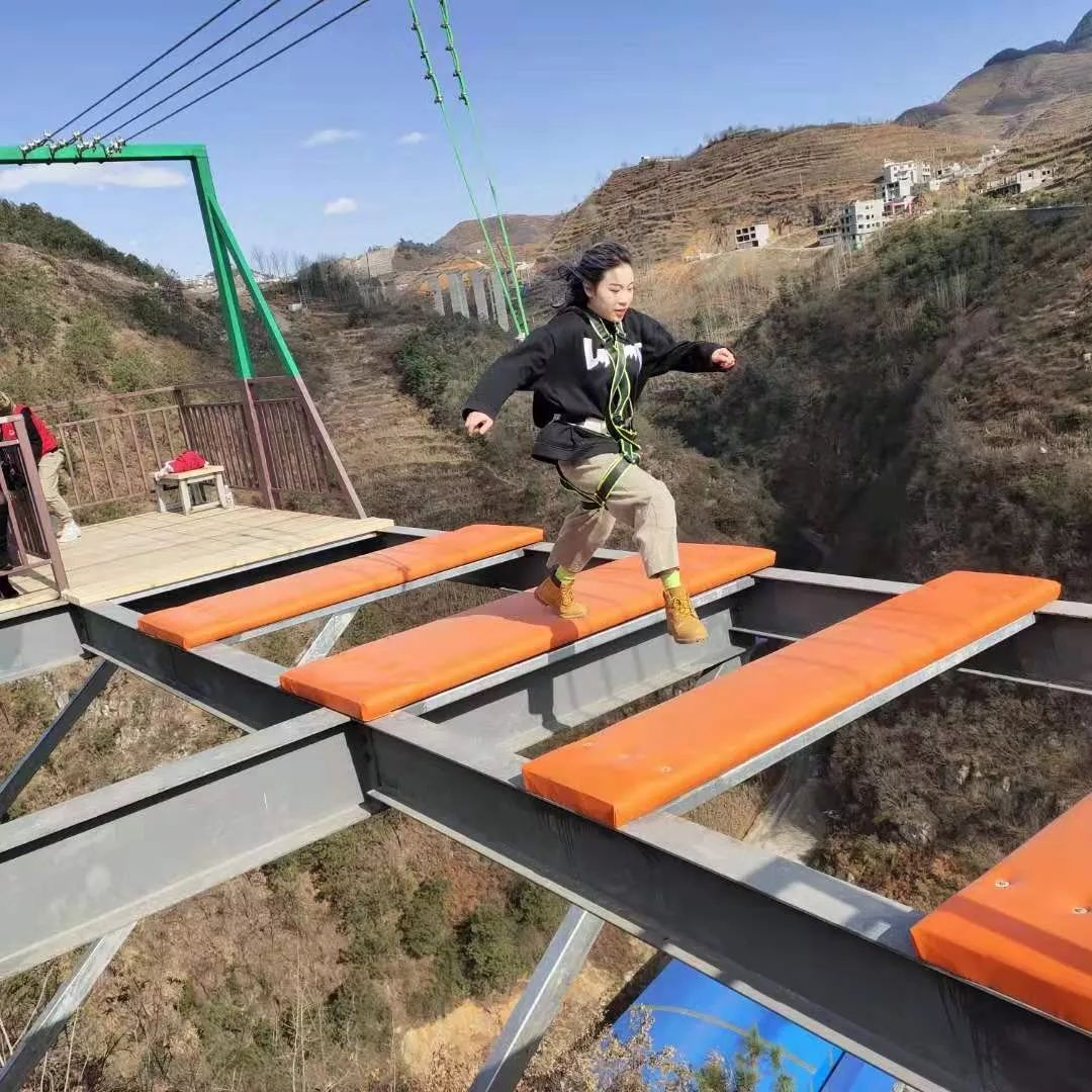 镇雄小山峡桃源谷景区今日开园啦,对这些人全年费!