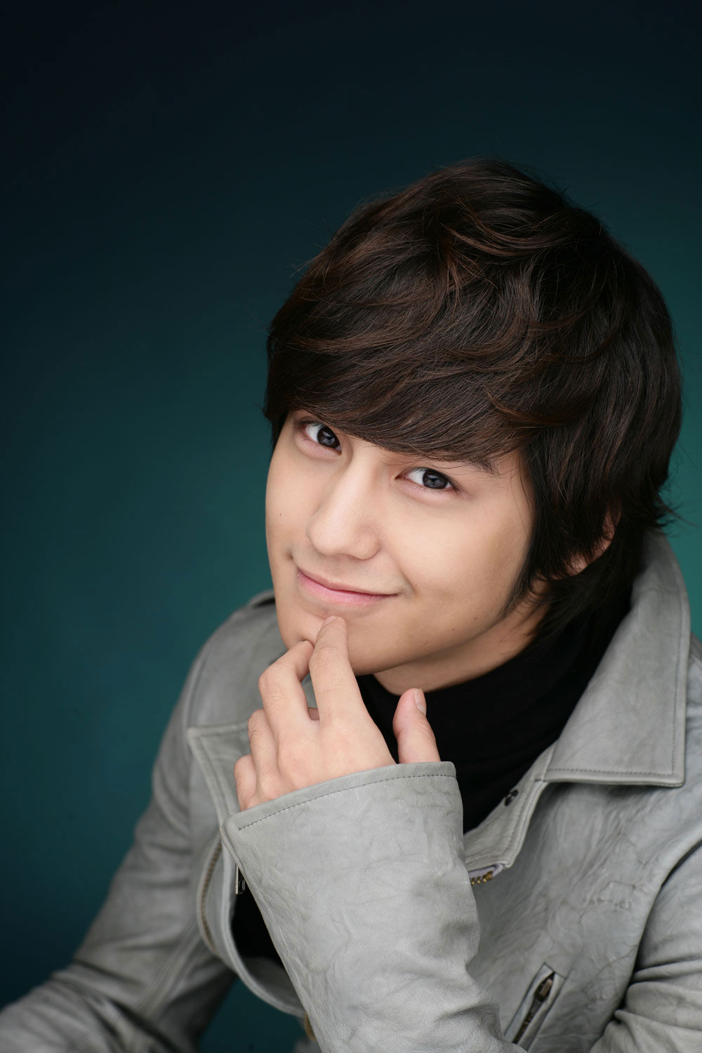 金范低调退伍有望出演韩剧九尾狐传搭档李栋旭