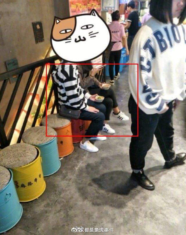 成都火锅品牌排行榜_成都品牌火锅直营店灯具定制解决方案