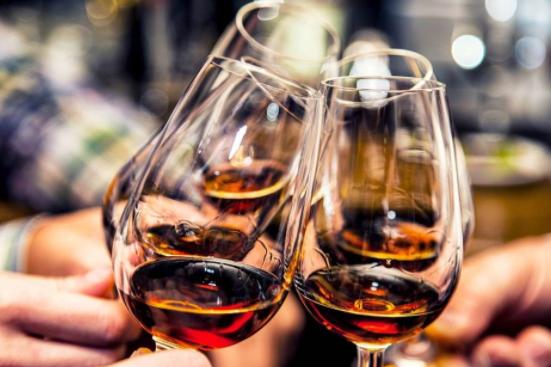 不管男女,喝酒没好处|红酒|酒精|白藜芦醇_新浪新闻