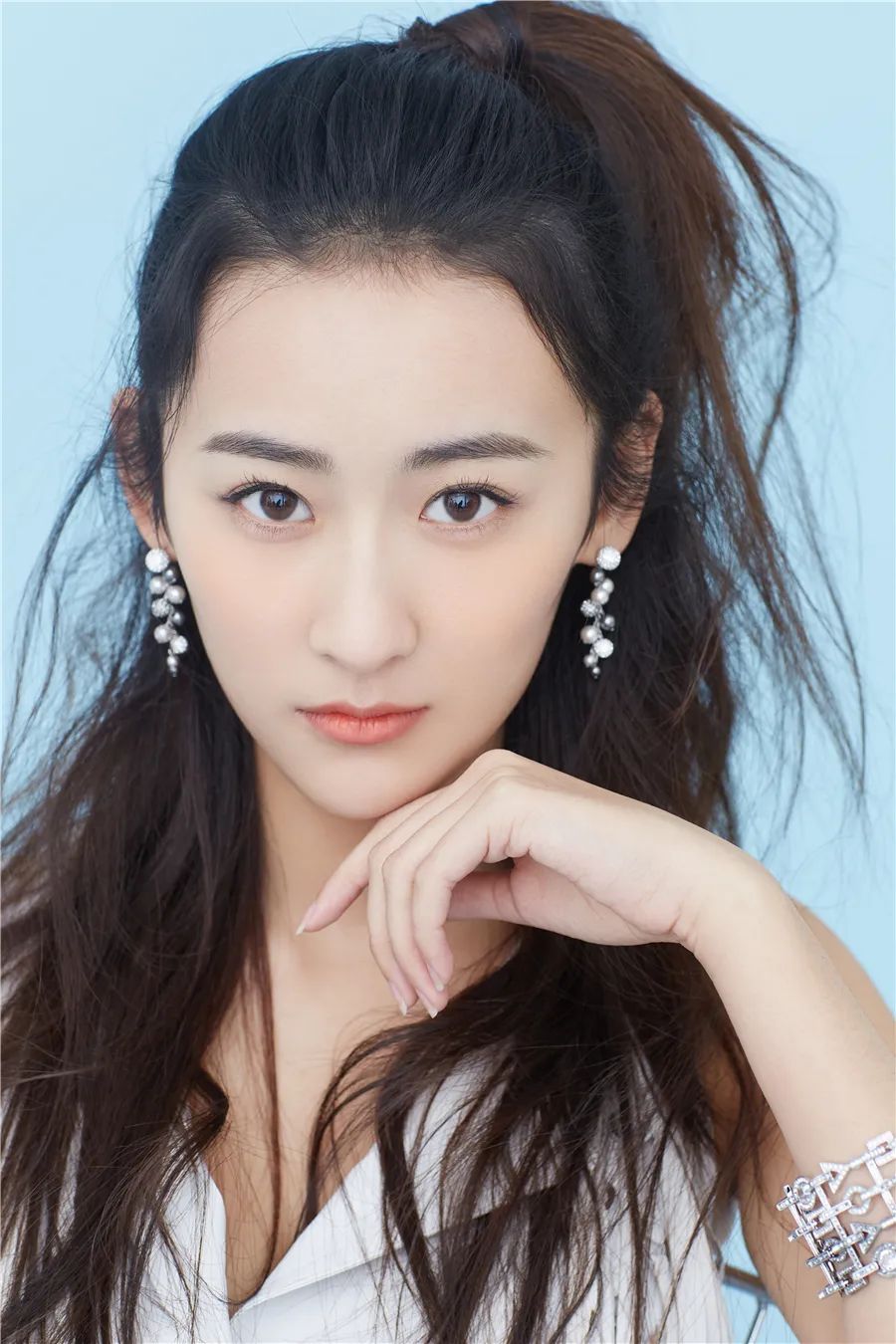 从《大主宰》到《两世欢》,又发现了一枚灵气小花马月!