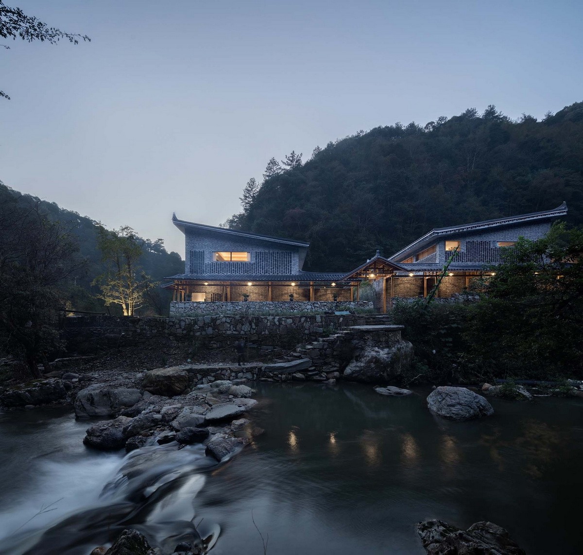 绥宁黄桑,时光里民宿酒店 / 之行建筑事务所